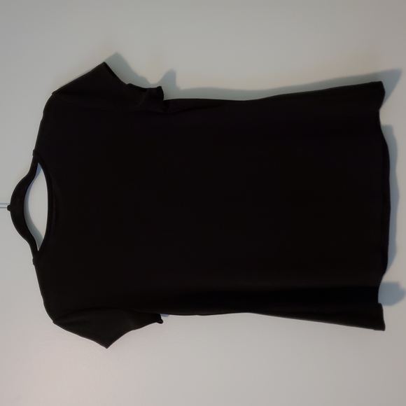 CHIC Keyhole Blouse - Picture 2 of 3